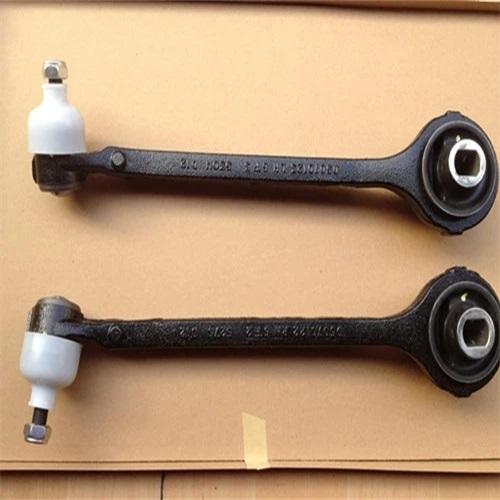 Control Arm 04782612AG/04782613AG  for Chrysler 300c 04-.