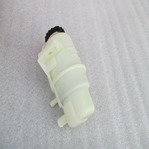 Power Steering Reservoir for Dodge Journey 2.4L  3.5L  2009-2010Dodge Avenger 2.4L  2.7L  3.5L  2009-2010Chrysler Sebring  3.5L  2009-2010 05151028AA 5151028AA